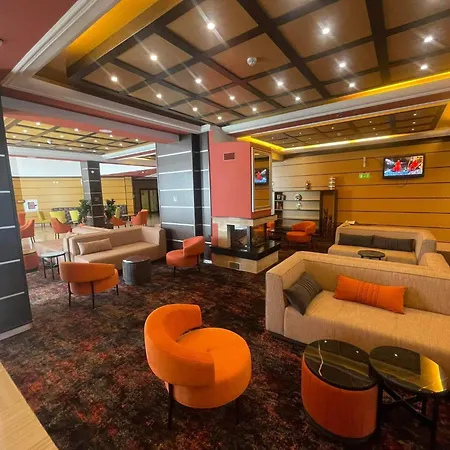 Hills & Hotel 5*