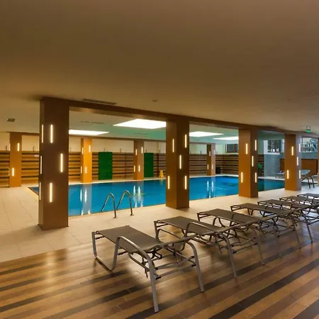 Hills & Hotel 5*
