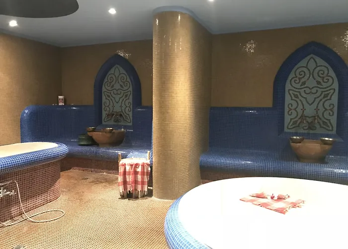 Hills & Hotel Borowec